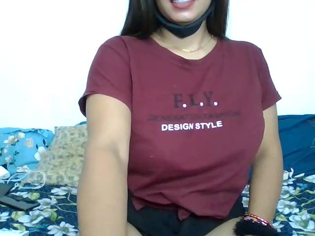 Stripchat-Public.Show-c-sparkling_queen-2024.10.12.041522