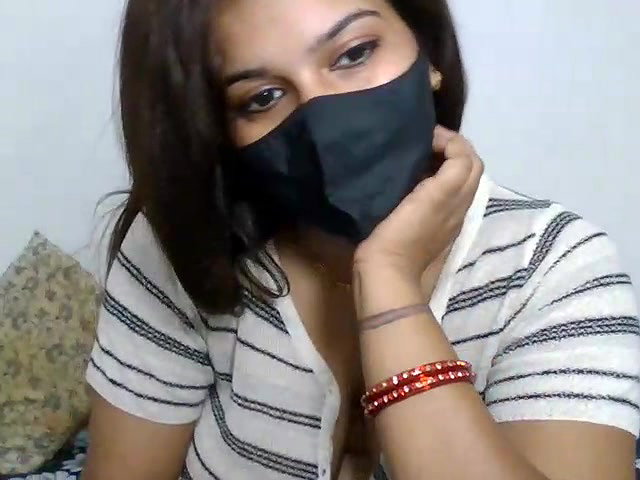 Stripchat-Public.Show-c-sparkling_queen-2024.10.07.093904