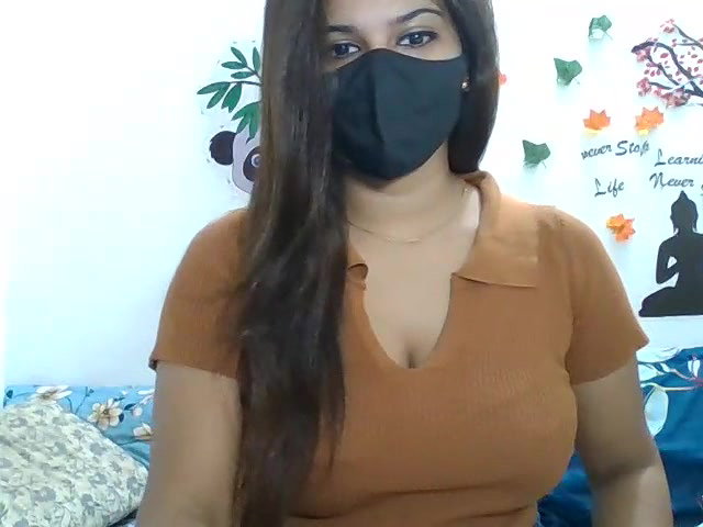 Stripchat-Public.Show-c-sparkling_queen-2024.09.26.034007