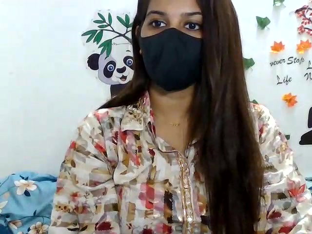 Stripchat-Public.Show-c-sparkling_queen-2024.09.19.172648