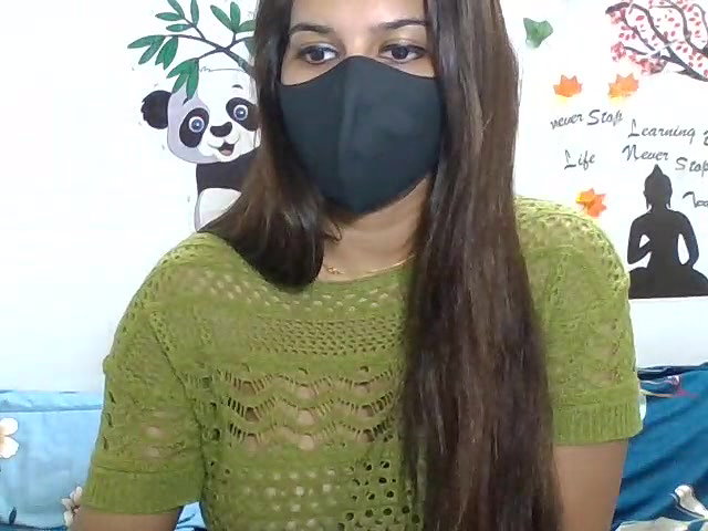 Stripchat-Public.Show-c-sparkling_queen-2024.09.18.180126