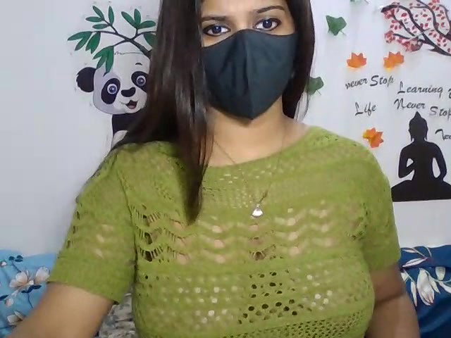 Stripchat-Public.Show-c-sparkling_queen-2024.08.06.061937