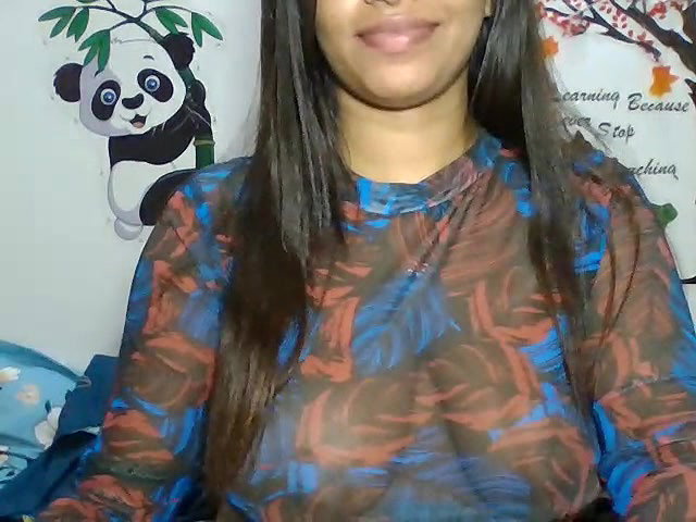 Stripchat-Public.Show-c-sparkling_queen-2024.07.27.210216