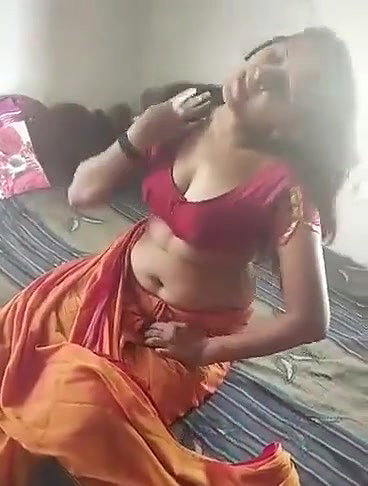 Sis acting posing Bro recording