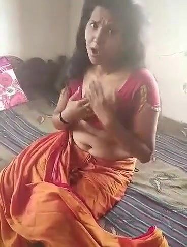 Sis acting posing Bro recording