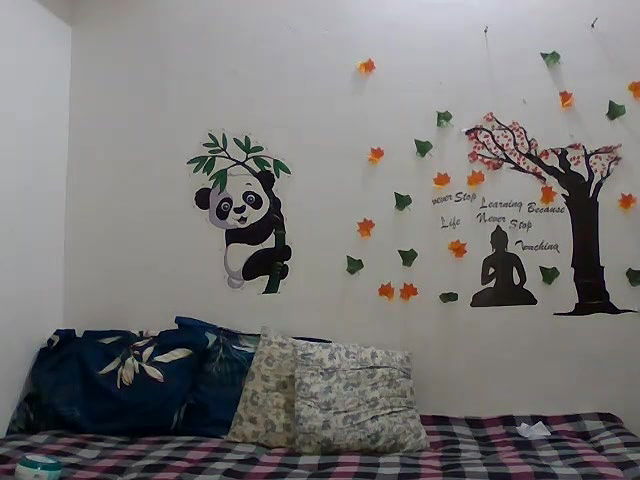 Stripchat-Public.Show-c-sparkling_queen-2024.07.08.040458