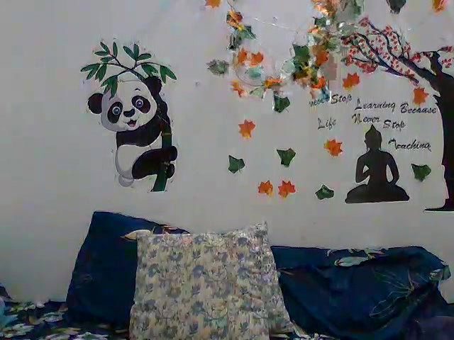 Stripchat-Public.Show-c-sparkling_queen-2024.06.22.050544