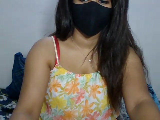 Stripchat-Public.Show-c-sparkling_queen-2024.05.08.030034