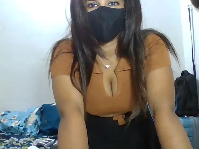 Stripchat-Public.Show-c-sparkling_queen-2024.04.29.031011