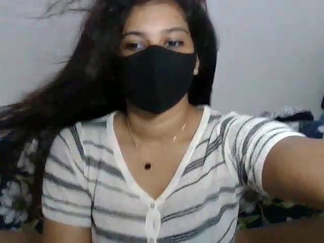 Stripchat-Public.Show-c-sparkling_queen-2024.04.09.024120