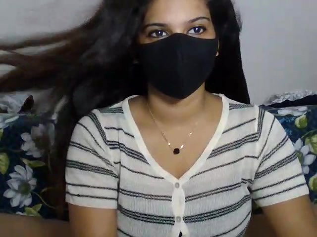 Stripchat-Public.Show-c-sparkling_queen-2024.04.09.024120