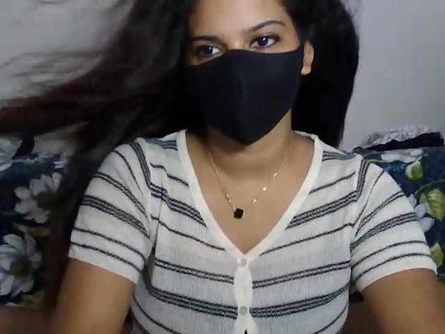 Stripchat-Public.Show-c-sparkling_queen-2024.04.09.024120