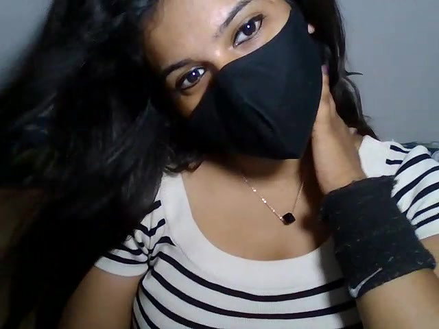 Stripchat-Public.Show-c-sparkling_queen-2024.04.03.135600