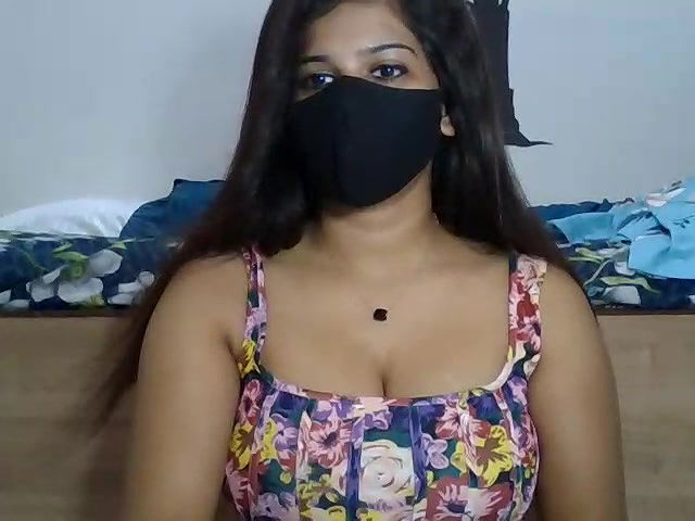 Stripchat-Public.Show-c-sparkling_queen-2024.04.01.023205