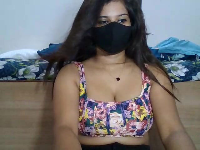 Stripchat-Public.Show-c-sparkling_queen-2024.04.01.013910