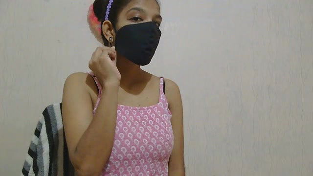 Stripchat-Public.Show-c-hottiess69-2024.09.25.073334