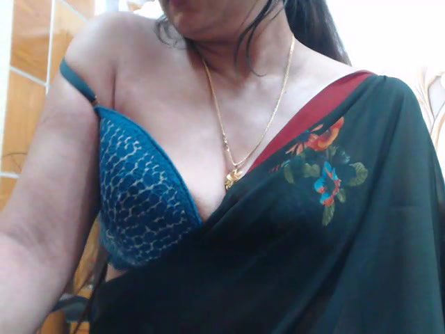 Stripchat-Public.Show-f-desi-maisa130-2024.05.23.001030