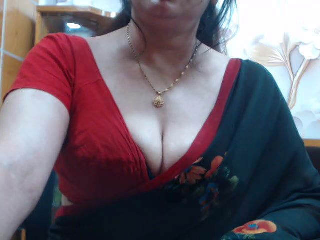 Stripchat-Public.Show-f-desi-maisa130-2024.05.10.185456