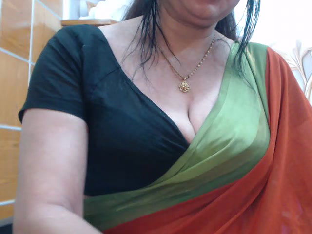 Stripchat-Public.Show-f-desi-maisa130-2024.05.05.194655