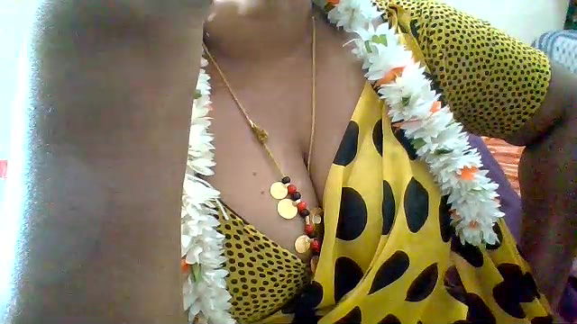 Stripchat-Public.Show-c-archanatelugu9-2024.10.01.193043