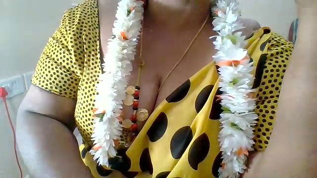 Stripchat-Public.Show-c-archanatelugu9-2024.10.01.193043