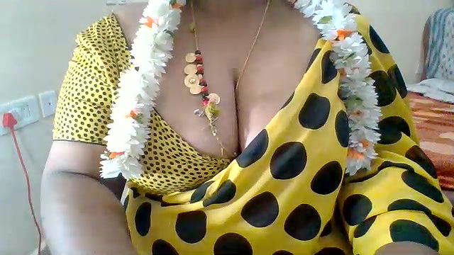 Stripchat-Public.Show-c-archanatelugu9-2024.10.01.182025