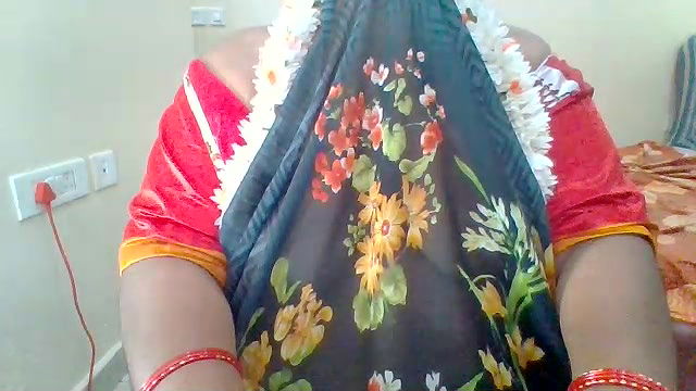 Stripchat-Public.Show-c-archanatelugu9-2024.09.18.073730
