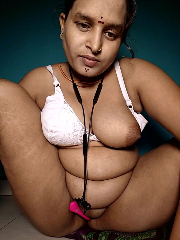 Stripchat-Public.Show-f-_-_Wet__Bunny_-_-2024.08.29.090346