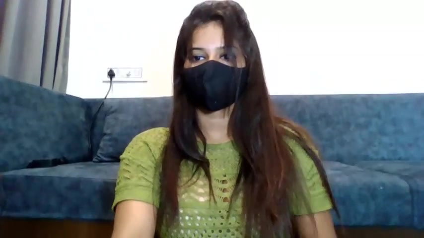 Stripchat-Public.Show-f-sparkling_queen-2024.01.19.035206