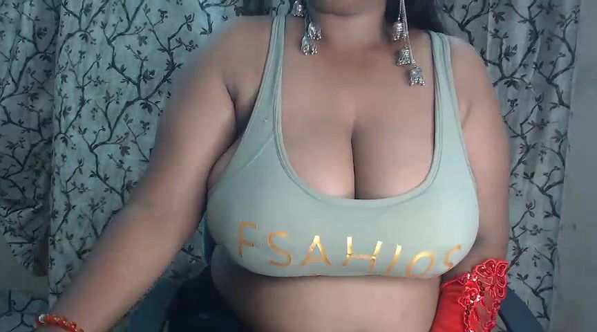 Stripchat-Public.Show-f-LustyKavita-2024.08.06.184231