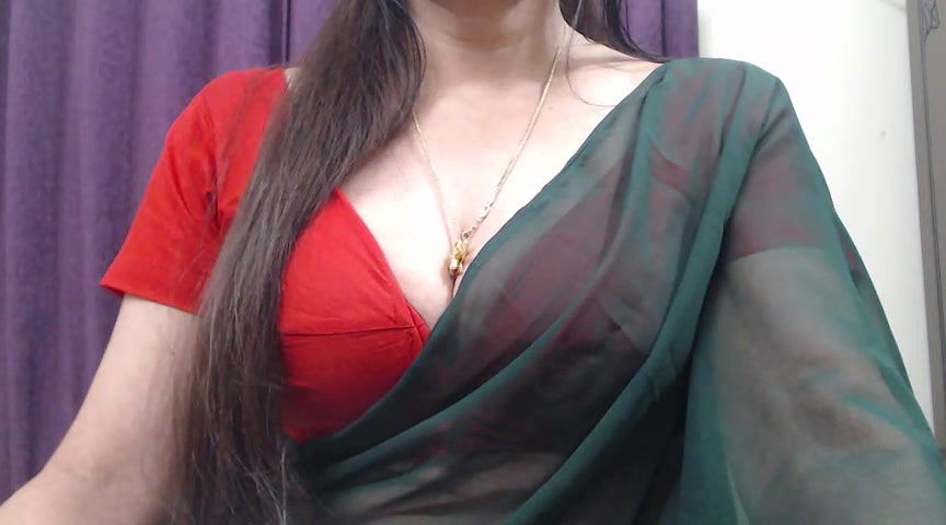 Stripchat-Public.Show-f-desi-maisa130-2024.10.02.185105