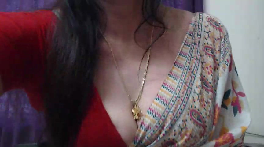 Stripchat-Public.Show-f-desi-maisa130-2024.08.17.021912