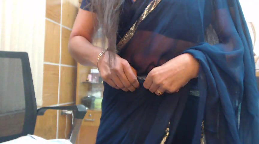 Stripchat-Public.Show-f-desi-maisa130-2024.08.03.181809