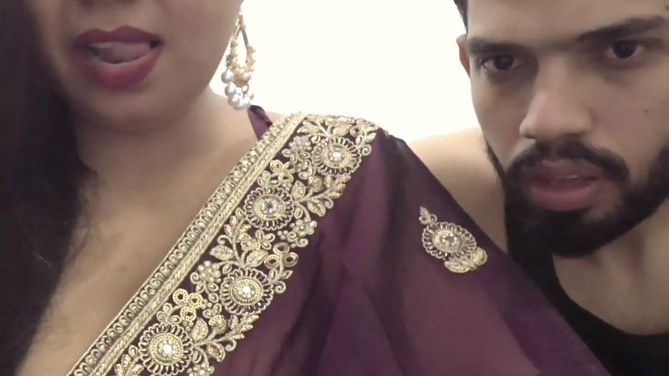 Stripchat-Public.Show-c-Sexy-sweetybhabi-2024.08.31.210106