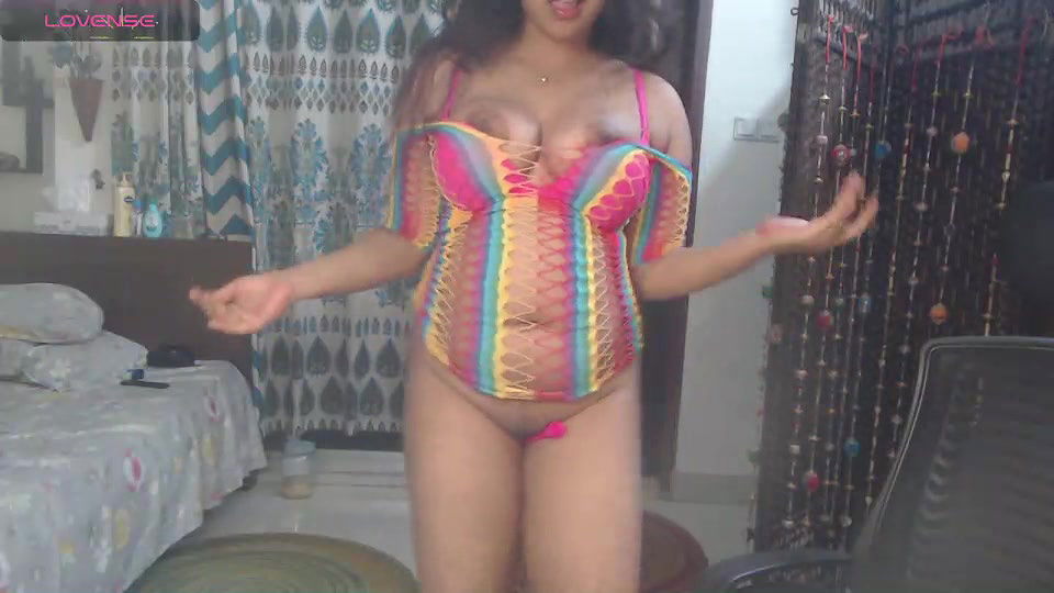 Stripchat-Public.Show-f-Hotty__Baby-2024.08.12.131030