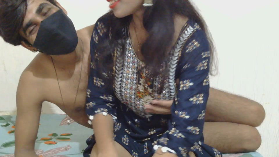 Stripchat-Public.Show-c-hottiess69-2024.10.02.141322