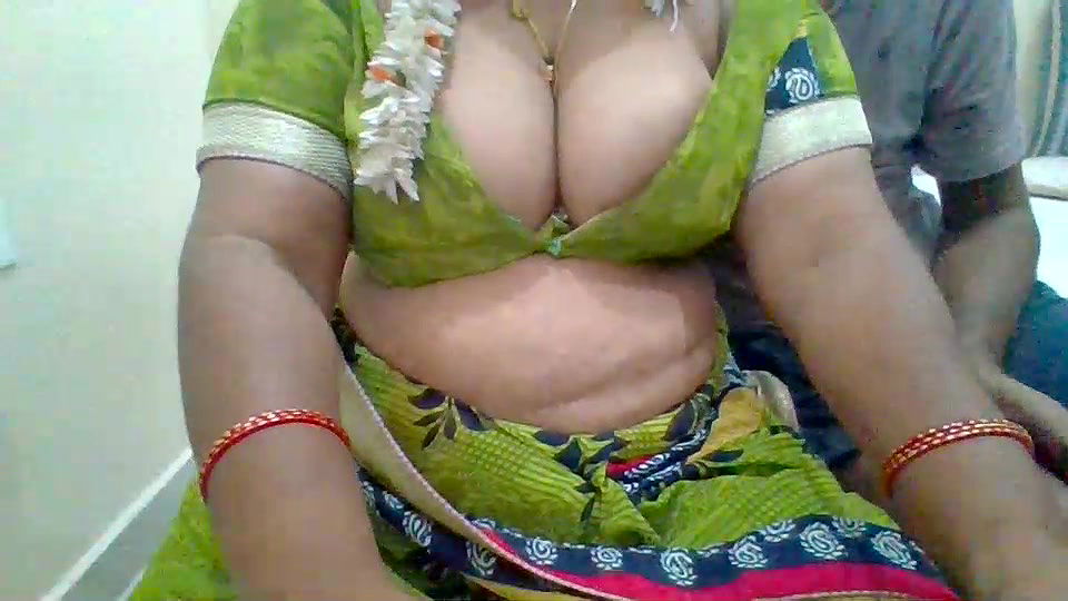 Stripchat-Public.Show-c-archanatelugu9-2024.08.23.041803