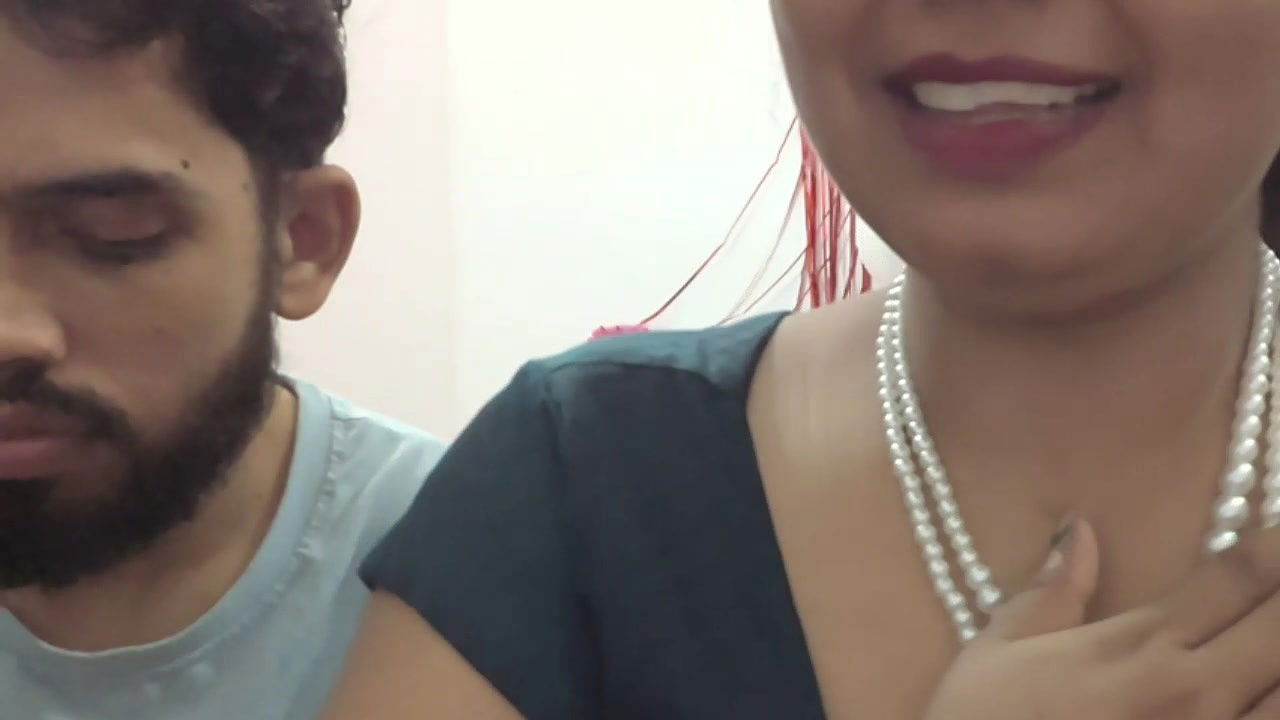 Stripchat-Public.Show-c-Sexy-sweetybhabi-2024.09.20.165913