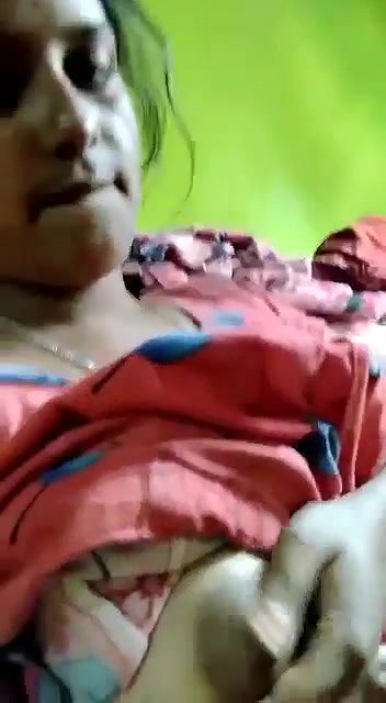 Gf Showing Her Boobies