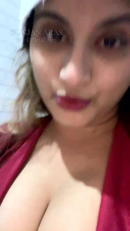 Gunjan Aras 16 December Exclusive Hot Live