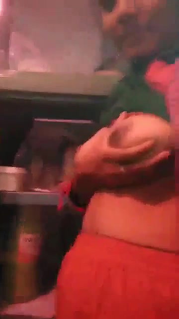 Cute Gf Showing