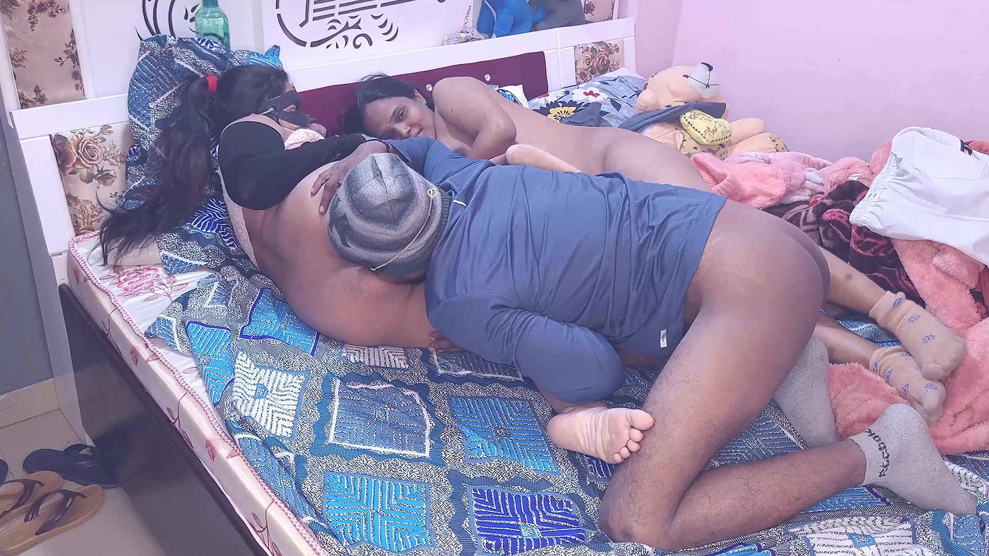 Dosti Ki Pregnant Bivi or Bahan Ko Choda Ek Sath Desi Haryanvi Hindi Porn