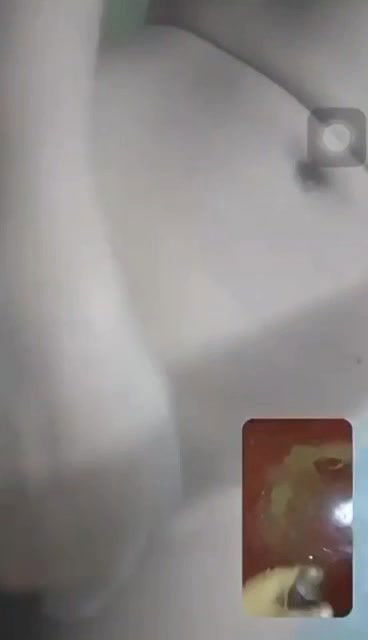 Beautiful GF Showing And Fingering