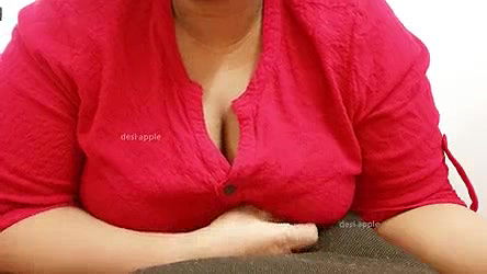 West Bengal sexy bhabhi showing boobs