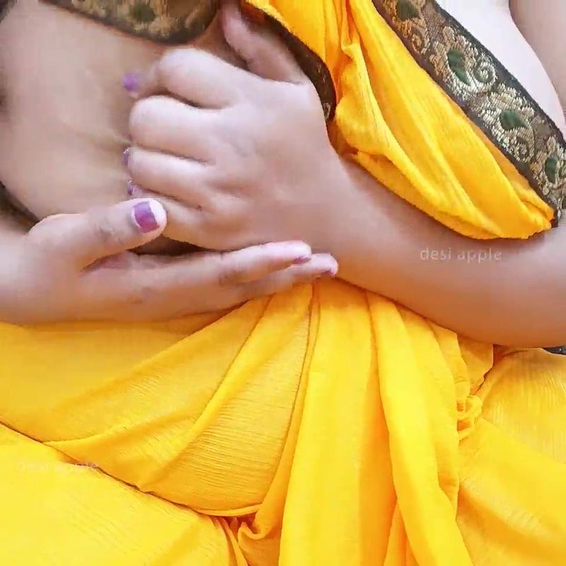 West bengal sexy bhabhi in saree