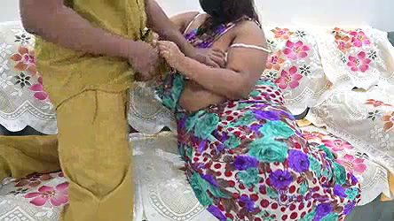 Taxiwala driver forcefully having sex with housewife