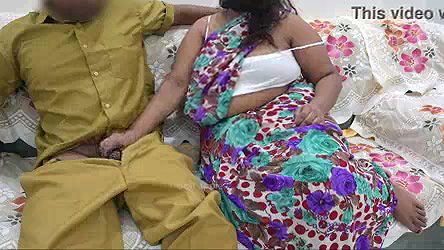 Taxiwala driver forcefully having sex with housewife