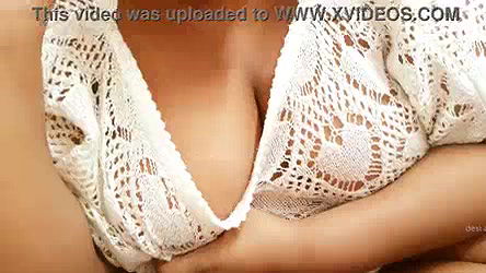 Tamil srilankan IT professional natural tits