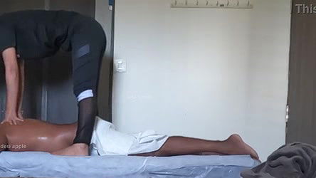 Tamil girl sexy nude massage in spa