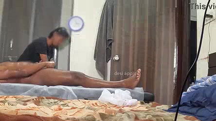 spa girl got surprised seeing small black dick